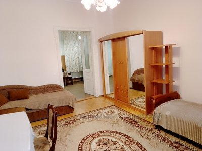 Rent an apartment, Austrian, Shpitalna-vul, Lviv, Galickiy district, id 4557787