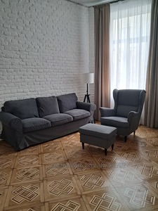 Rent an apartment, Building of the old city, Sheptickikh-vul, 10, Lviv, Galickiy district, id 4531538