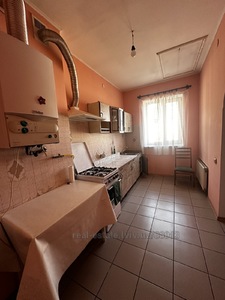 Buy an apartment, Building of the old city, Khmelnickogo-B-vul, 223, Lviv, Shevchenkivskiy district, id 4447160
