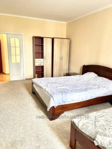 Rent an apartment, Medovoyi-Pecheri-vul, Lviv, Lichakivskiy district, id 4567746