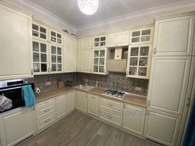 Buy an apartment, Austrian, Kiyivska-vul, Lviv, Frankivskiy district, id 4553990