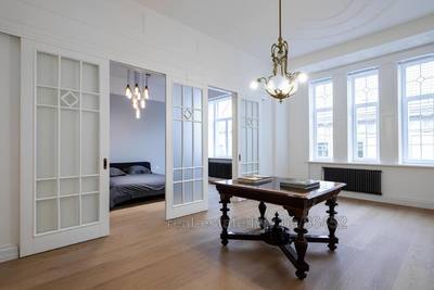Buy an apartment, Austrian luxury, Slovackogo-Yu-vul, Lviv, Galickiy district, id 4545561