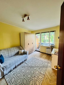 Buy an apartment, Hruschovka, Nekrasova-M-vul, Lviv, Lichakivskiy district, id 4437098