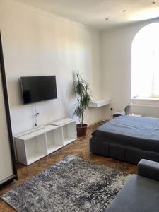 Rent an apartment, Austrian, Krakivska-vul, Lviv, Galickiy district, id 4448218