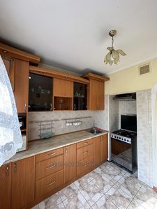 Rent an apartment, Czekh, Zubrivska-vul, 23, Lviv, Sikhivskiy district, id 4546315