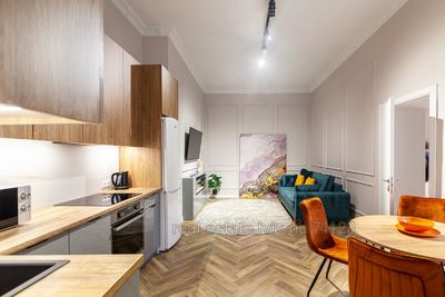 Buy an apartment, Austrian, Kalicha-Gora-vul, Lviv, Galickiy district, id 4596552