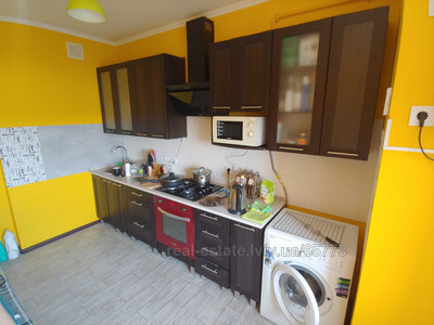 Buy an apartment, Velichkovskogo-I-vul, Lviv, Shevchenkivskiy district, id 4279173