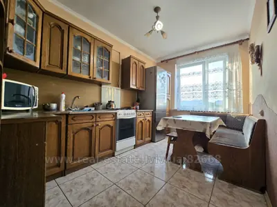 Rent an apartment, Ochakivska-vul, Lviv, Shevchenkivskiy district, id 5926869