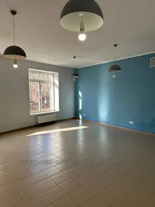 Зняти комерційну нерухомість, Фасадне з окремим входом, Залізнична вул., Львів, Залізничний район, id 5928529