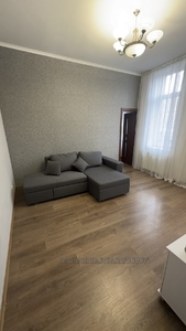 Rent an apartment, Austrian, Knyazya-Romana-vul, Lviv, Galickiy district, id 4407404