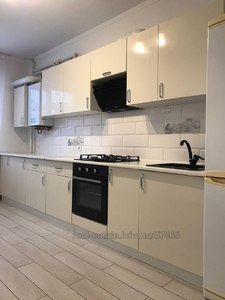 Buy an apartment, Pulyuya-I-vul, Lviv, Frankivskiy district, id 4276923