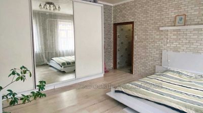 Rent an apartment, Austrian, Zamknena-vul, Lviv, Galickiy district, id 4490749