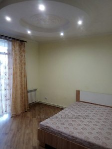 Rent an apartment, Lipinskogo-V-vul, Lviv, Shevchenkivskiy district, id 4365899