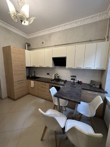 Rent an apartment, Grushevskogo-M-vul, Lviv, Galickiy district, id 4570939