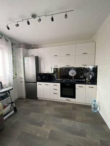 Buy an apartment, Тичини, Zimna Voda, Pustomitivskiy district, id 3932719