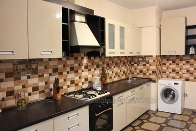 Rent an apartment, Stusa-V-vul, 24, Lviv, Galickiy district, id 4571456