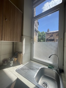 Rent an apartment, Austrian, Svyatogo-Teodora-pl, Lviv, Galickiy district, id 4562510