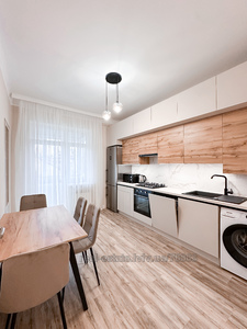 Buy an apartment, Polish, Pereyaslavska-vul, Lviv, Lichakivskiy district, id 4516497