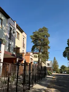 Купити будинок, Таунхаус, Пляжна, Брюховичі, Львівська міськрада район, id 5914400