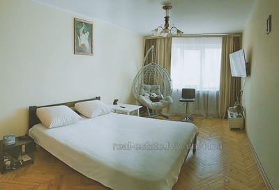 Buy an apartment, Hruschovka, Volodimira-Velikogo-vul, Lviv, Frankivskiy district, id 4521807