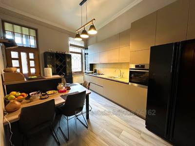 Buy an apartment, Austrian luxury, Mushaka-Yu-vul, Lviv, Galickiy district, id 4429019