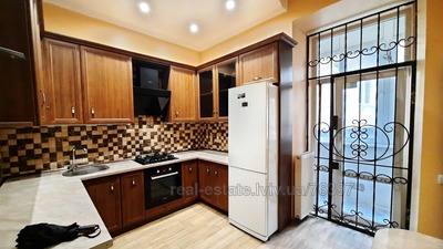 Rent an apartment, Austrian, Franka-Ivana-pl, Lviv, Galickiy district, id 4466471