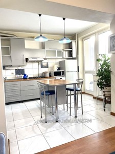 Rent an apartment, Ostrogradskikh-vul, Lviv, Galickiy district, id 4575094