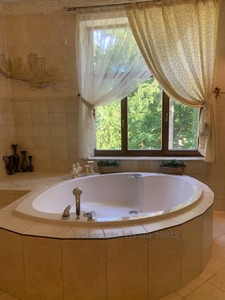 Rent an apartment, Austrian luxury, Kirila-i-Mefodiya-vul, Lviv, Galickiy district, id 4533477
