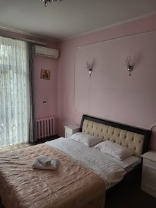 Buy an apartment, Stalinka, Chornovola-V-prosp, 1, Lviv, Galickiy district, id 4550322