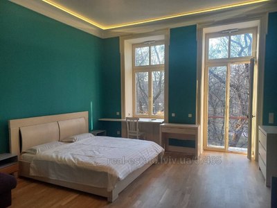 Rent an apartment, Krushelnickoyi-S-vul, Lviv, Galickiy district, id 4337988