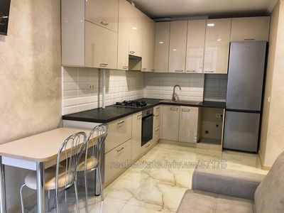 Rent an apartment, Lipinskogo-V-vul, Lviv, Shevchenkivskiy district, id 4496334
