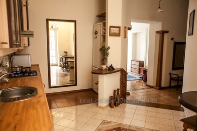 Rent an apartment, Austrian luxury, Yefremova-S-akad-vul, Lviv, Frankivskiy district, id 4365357