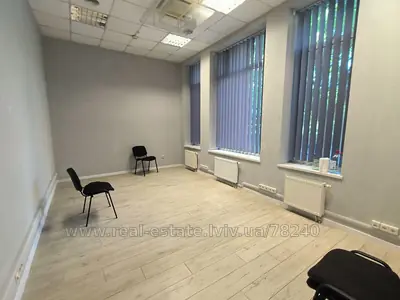 Зняти комерційну нерухомість, Бізнес-центр, Героїв УПА вул., Львів, Франківський район, id 5920239