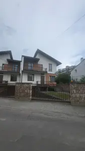Снять дом, Коттедж, Поперечная ул., 26, Львов, Франковский район, id 5913284