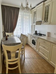 Rent an apartment, Pulyuya-I-vul, Lviv, Frankivskiy district, id 4375610