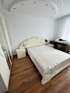 Rent an apartment, Czekh, Khvilovogo-M-vul, Lviv, Shevchenkivskiy district, id 4457864