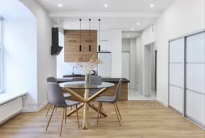 Rent an apartment, Staroyevreyska-vul, 6, Lviv, Galickiy district, id 5914851