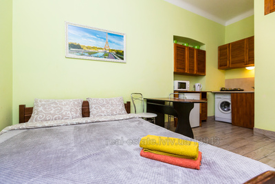 Rent an apartment, Austrian, Banderi-S-vul, Lviv, Galickiy district, id 4560756