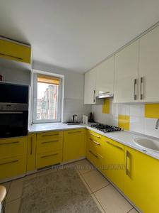 Rent an apartment, Austrian, Shafarika-P-vul, 10, Lviv, Galickiy district, id 4558088