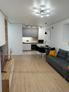 Buy an apartment, Geroyiv-Krut-vul, Lviv, Frankivskiy district, id 5928635
