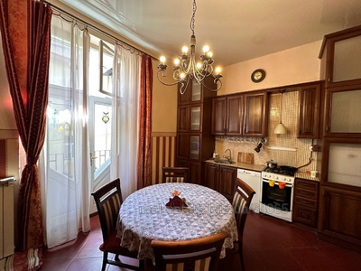 Buy an apartment, Austrian, Brativ-Rogatinciv-vul, Lviv, Galickiy district, id 4537817