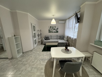Rent an apartment, Shevchenka-T-vul, 80, Lviv, Shevchenkivskiy district, id 4531898