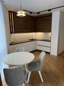 Buy an apartment, Chornovola-V-prosp, Lviv, Shevchenkivskiy district, id 4341680