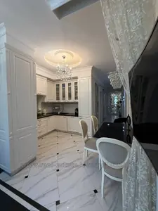 Buy an apartment, Austrian luxury, Franka-I-vul, Lviv, Galickiy district, id 5931966