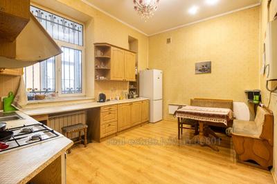 Buy an apartment, Austrian, Konovalcya-Ye-vul, Lviv, Galickiy district, id 4588635