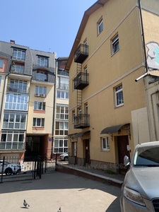 Commercial real estate for rent, Freestanding building, Zdorovya-vul., 14А, Lviv, Frankivskiy district, id 3830782