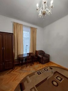 Rent an apartment, Austrian, Doroshenka-P-vul, Lviv, Galickiy district, id 4405229