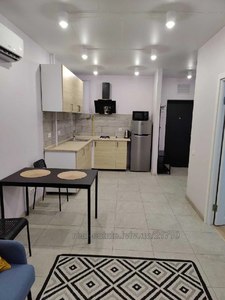 Rent an apartment, Lipinskogo-V-vul, Lviv, Shevchenkivskiy district, id 4513218