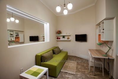 Rent an apartment, Austrian, Kopernika-M-vul, Lviv, Galickiy district, id 4442615
