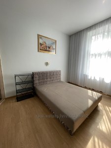 Rent an apartment, Austrian, Kirila-i-Mefodiya-vul, Lviv, Galickiy district, id 4511867
